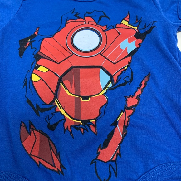 Iron Man Short Sleeve Onesie Size 3M - Picture 2 of 8